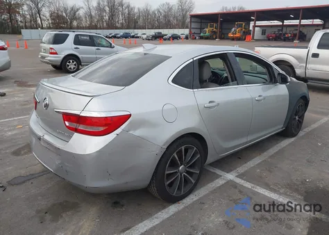 2017 Buick Verano Sport Touring из США, поврежденный, VIN 1G4PR5SK3H4117071